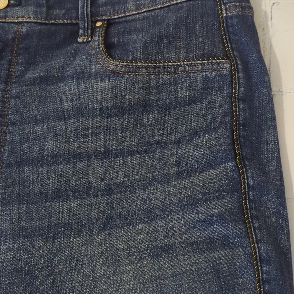 WHBM EVERYDAY SOFT Skinny Ankle, Trim Detail, Blue Women's Jeans Size 16